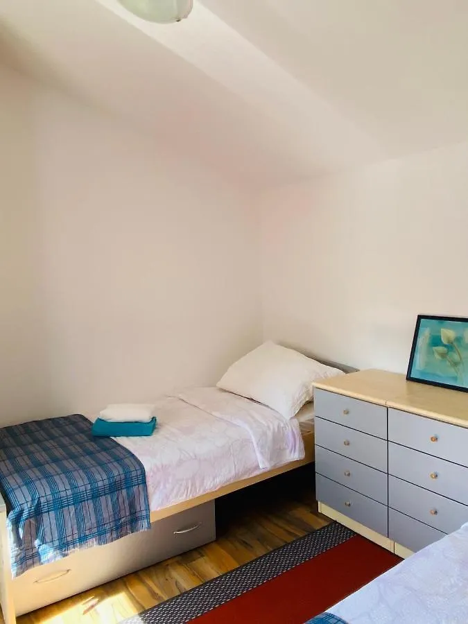Apartments Mani Trogir