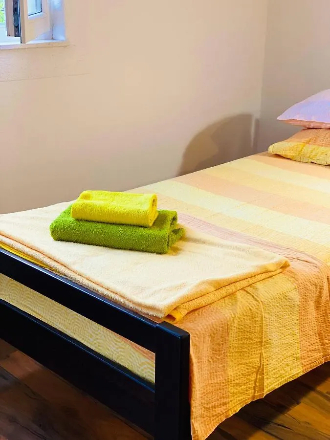 Apartments Mani Trogir