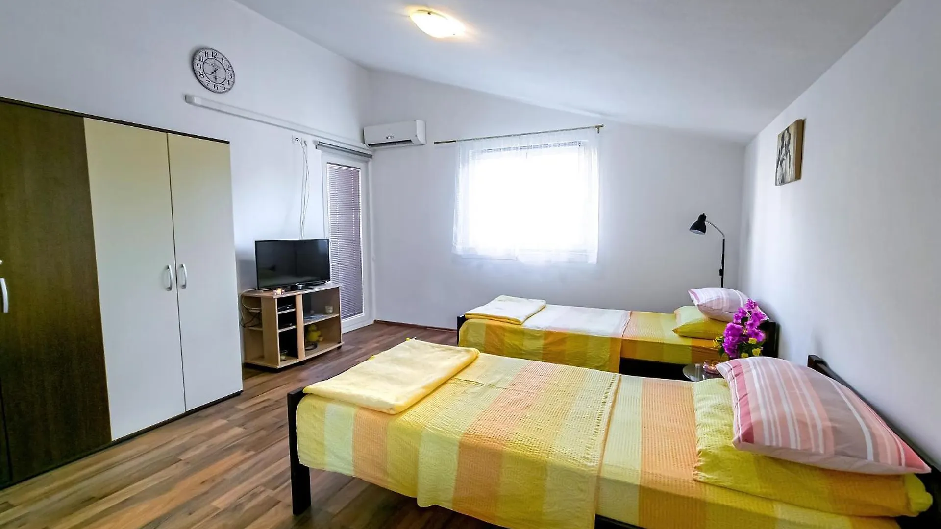 Apartments Mani Trogir
