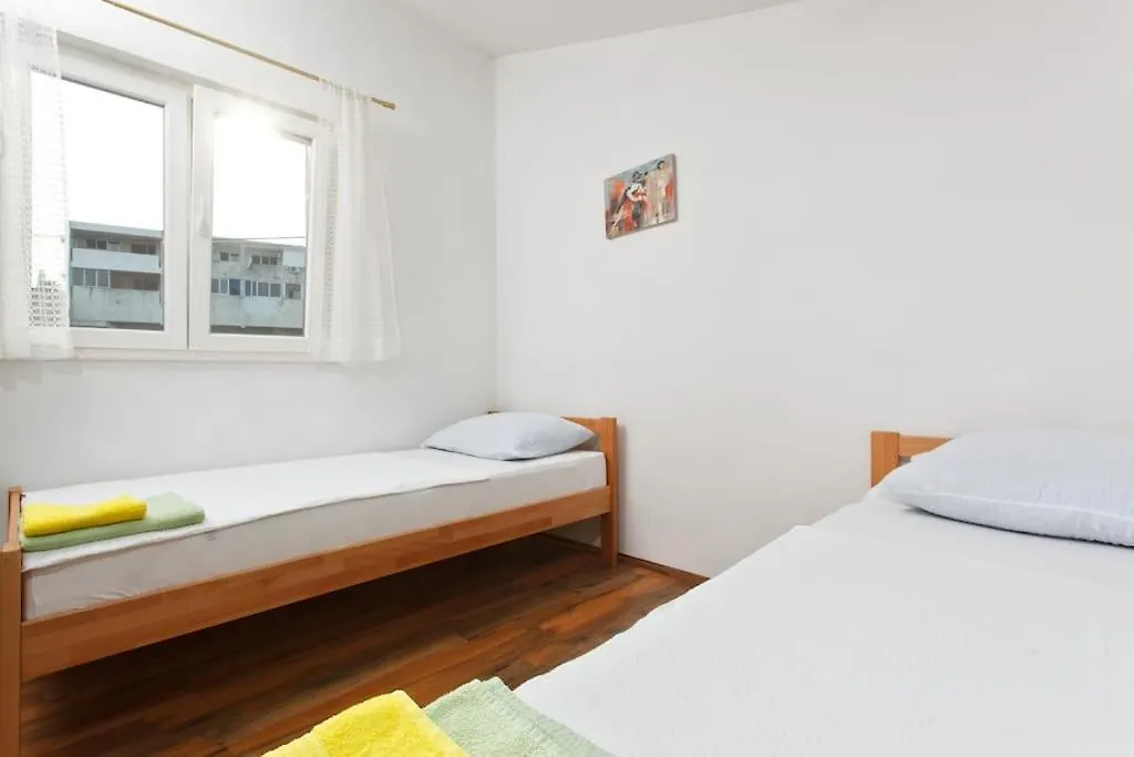 Apartments Mani Trogir Croácia