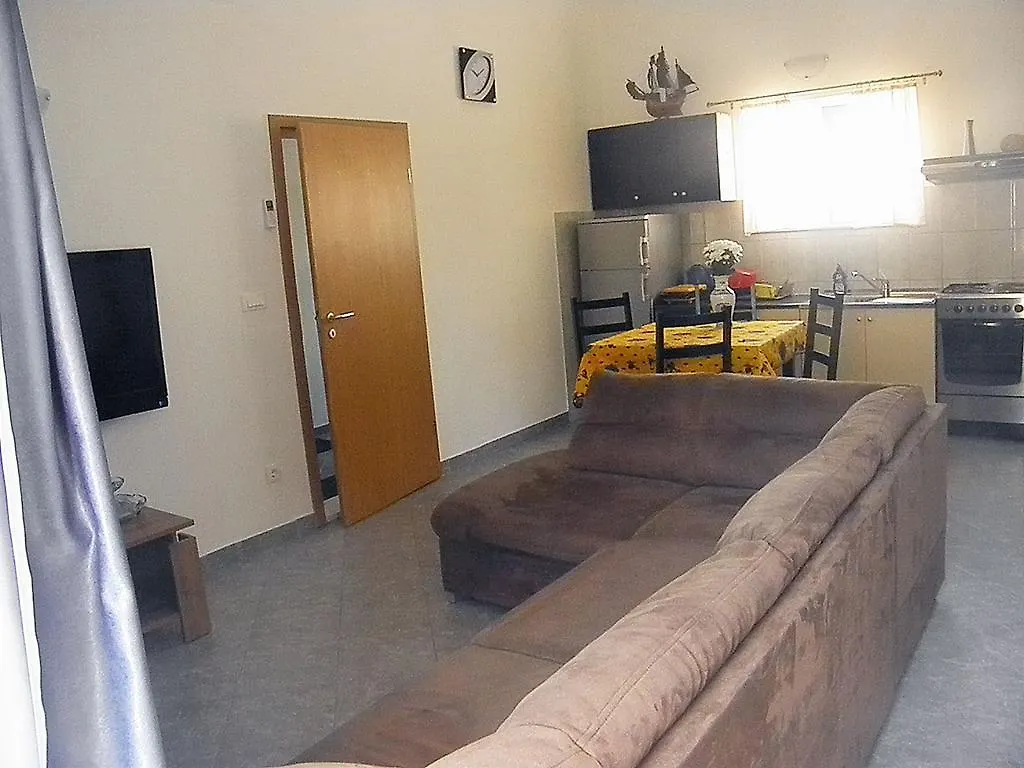 Apartments Mani Trogir